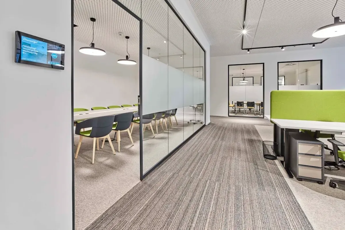 Büro- und Team-Spaces von Staufenberg Advisory in Marburg, Universitätsstraße 15